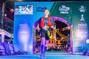 BIB: 140, 524
                            <button type="button" onclick="openModal(21813473)" class="btn btn-primary btn-sm float-right btn-popup" data-toggle="modal" data-target=".modal-high-quality">
                        <i class="fas fa-shopping-cart"></i> Add to Cart
                    </button>
                                            <button type="button" onclick="isThisMe(21813473, true)" class="btn btn-success btn-sm float-right btn-popup btn-isme hidden" data-toggle="tooltip" data-placement="bottom" title="นี่คือรูปของคุณใช่ไหม คลิกที่นี่เพื่อเอาเข้าอัลบั้ม">
                        <i class="fas fa-plus"></i> Add to album
                    </button>
                    <button type="button" onclick="isThisMe(21813473, false)" class="btn btn-warning btn-sm float-right btn-popup btn-isnotme hidden">
                        <i class="fas fa-ban"></i> Remove from album
                    </button>